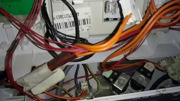 Что делать,  если не включается стиральная машина Whirlpool AWE7515/1. Самостоятельный ремонт.