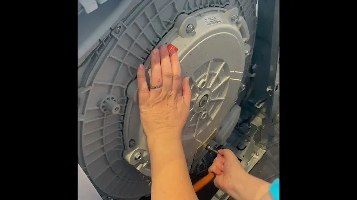 Стиральная машина Whirlpool с верхней загрузкой после 5ти лет использования.